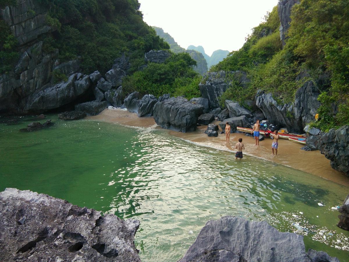 Anh Thuan Hotel 1 Cat Ba Island Eksteriør billede