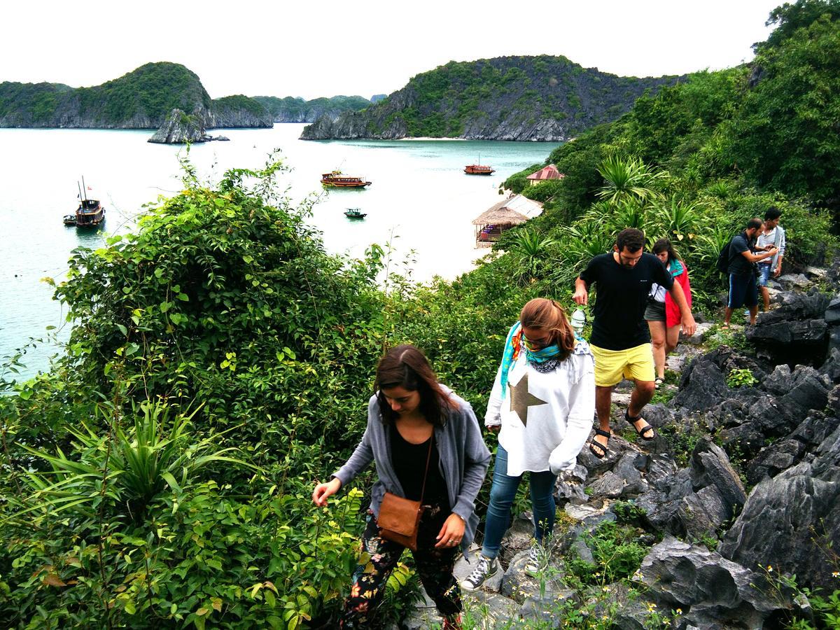 Anh Thuan Hotel 1 Cat Ba Island Eksteriør billede
